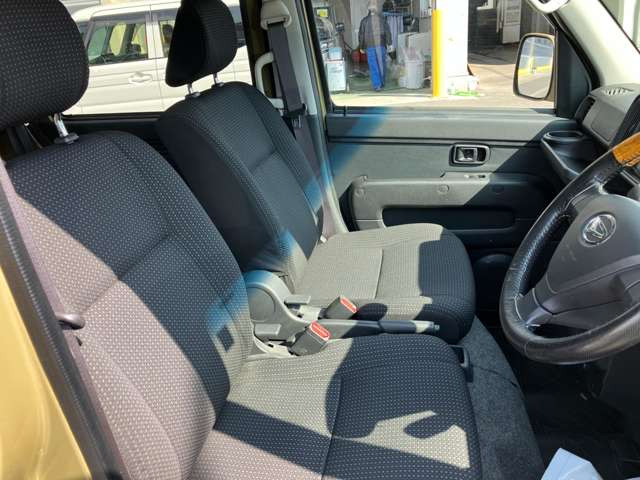 �������͐��Ǝ҂ɂ�郋�[���N���[�j���O�{�H���V�[�g�E�V��E�_�b�V���{�[�h���̃V�~�≘����Y��ɐ��|���Ă���܂�!�����ŋC����������