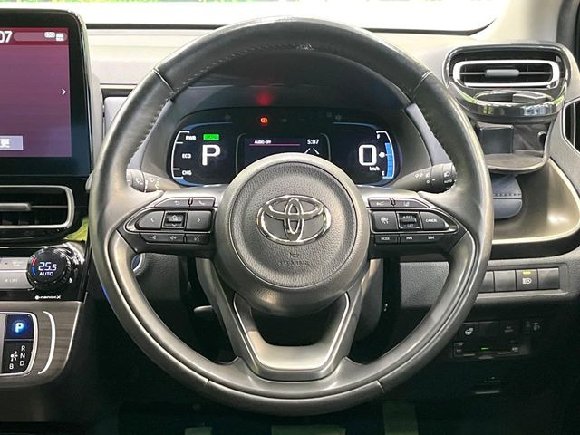 �y�����v�����X�e�A�����O�z�㎿�Ȋv���g�p���邱�ƂŁA��ɂ����������݂ƂĂ��^�]���₷���n���h���ł���