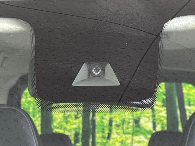 �y�O�He-Assist�z���s���ɑO���̎ԗ�����F�����A�Փ˂������Ȏ��͌x��ƃu���[�L�ŏՓˉ���Ɣ�Q�y�����A�V�X�g�B�����S�Ƀh���C�u�����y���݂��������܂��B