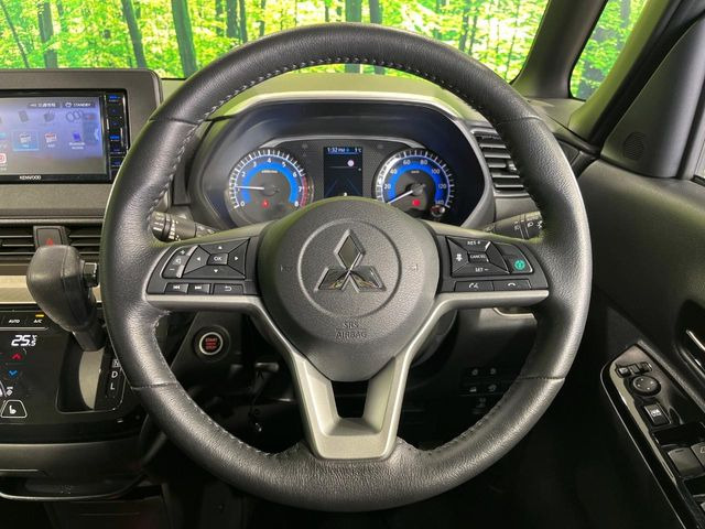 �y�����v�����X�e�A�����O�z�㎿�Ȋv���g�p���邱�ƂŁA��ɂ����������݂ƂĂ��^�]���₷���n���h���ł���