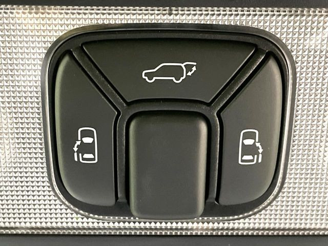 �y�����p���[�X���C�h�h�A�z�X�}�[�g�L�[��^�]�Ȃ̃X�C�b�`�Ō�ȗ����X���C�h�h�A�̊J���\���d��������͂����ăh�A���J����K�v�������A�����Ȃ��q�l�ł��ȒP�ɊJ���߂ł����K�ł���