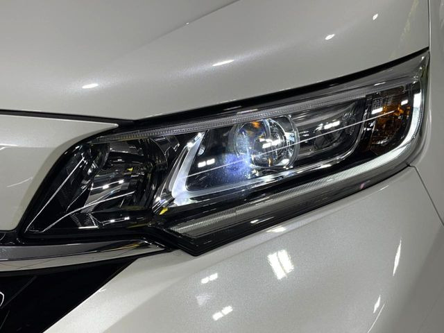 �yLED�w�b�h���C�g�z���V����ԑ��s�����ǍD�Ȏ��E���m�ۂ����S���ĉ^�]�ł��鍂�P�xLED�w�b�h���C�g�𑕔�!�_�����x�������A����d�͂��}�����Ă��܂��B