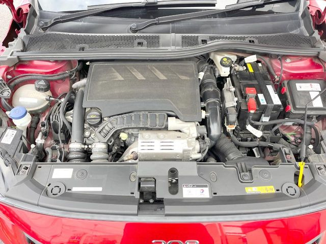 �����X�ł́A�e���[�J�[�̐�p�f�f�e�X�^�[�𓱓��B���Ǝ��i�����e�N�j�J���X�^�b�t���풓���Ă���܂��̂ŁA������̍ۂɂ����S���Ă����p���������܂��B