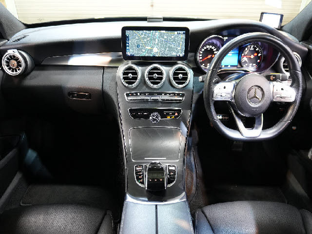 CクラスワゴンC220d アバンギャルド AMGライン