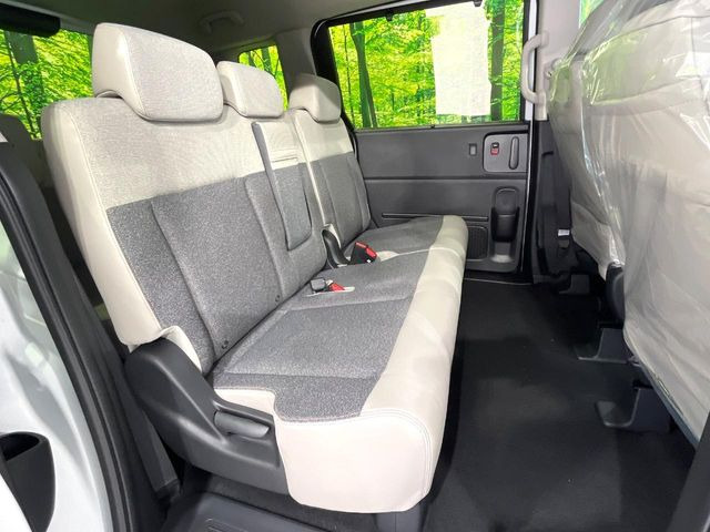 ���i���ȃI���W�i���t���A�}�b�g���I�v�V�����ɂĂ��p�ӂ��Ă���܂��B���D���ȃf�U�C����J���[�����Ԃɍ��킹�đI��ł����������Ƃ��ł��܂���