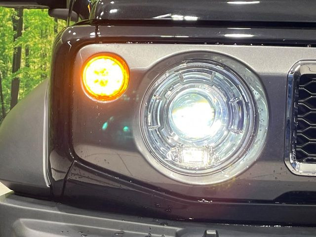 �yLED�w�b�h���C�g�z���V����ԑ��s�����ǍD�Ȏ��E���m�ۂ����S���ĉ^�]�ł��鍂�P�xLED�w�b�h���C�g�𑕔�!�_�����x�������A����d�͂��}�����Ă��܂��B