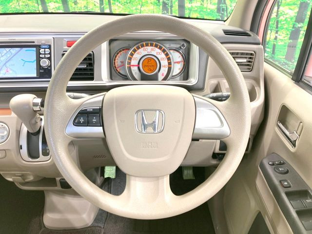 �y�X�e�A�����O�X�C�b�`�z�^�]���A�O������ڐ������炷���ƂȂ��A�I�[�f�B�I���̑��삪�\�ȕ֗��@�\!���S&���K�ȃh���C�u�����o���Ă���܂���