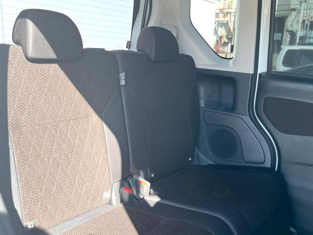 �L�X�Ƃ���2��ڃV�[�g�͋��Z���������A���S�n�����K!�F�B��Ƒ��Ƃ̂��o�����ɂ҂�����ł��B�x�r�[�V�[�g��`���C���h�V�[�g�g�p�������K�ɂ��߂�������������\���ȋ�Ԃ��m�ۂ��Ă��܂��B