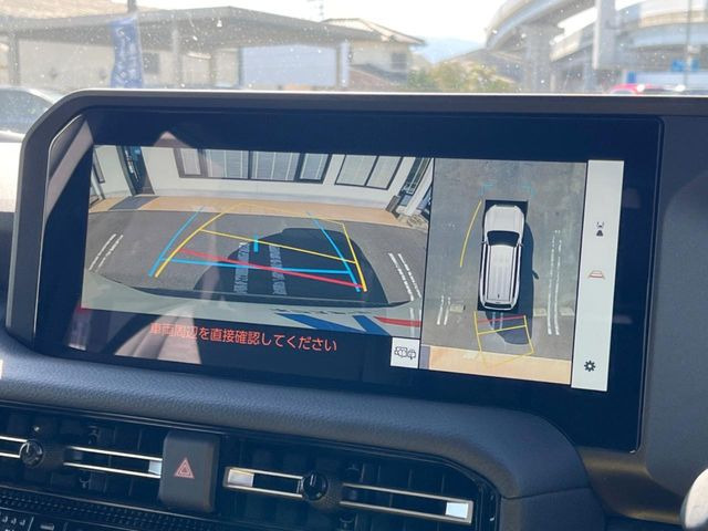 �y�p�m���~�b�N�r���[���j�^�[�z��p�̃J�����ɂ��A�ォ�猩���낵���悤�Ȏ��_��360�x�N���}�̎��͂��m�F���邱�Ƃ��ł��܂������p�������m�F���₷���A�����ꏊ�ł̐؂�Ԃ��⒓�Ԃ��X���[�Y�ɍs���܂��B