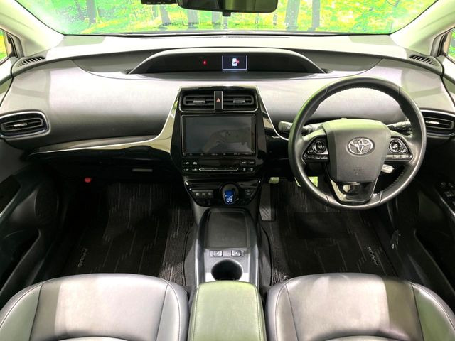 プリウス1.8 S ツーリングセレクション