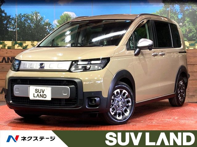 フリード1.5 e:HEV クロスター