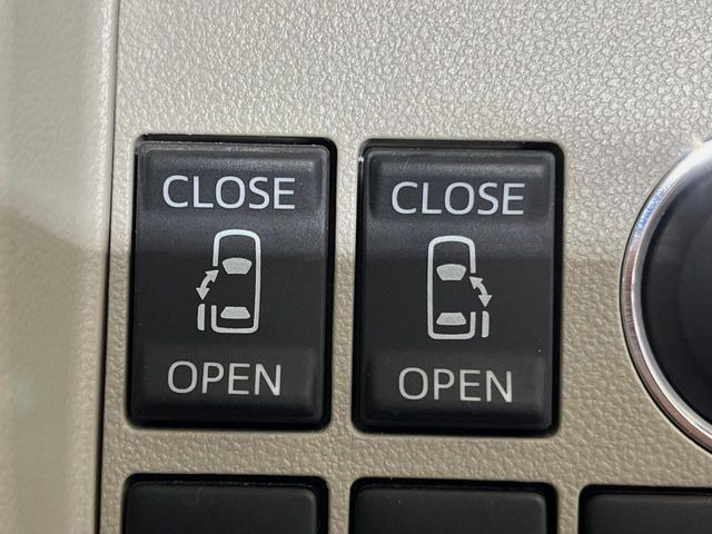 �y�����p���[�X���C�h�h�A�z�X�}�[�g�L�[��^�]�Ȃ̃X�C�b�`�Ō�ȗ����X���C�h�h�A�̊J���\���d��������͂����ăh�A���J����K�v�������A�����Ȃ��q�l�ł��ȒP�ɊJ���߂ł����K�ł���