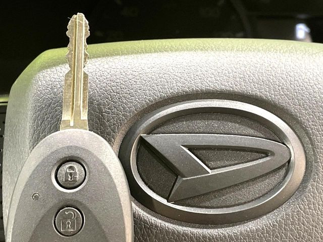 �y�L�[���X�z�������ꂽ�ꏊ����ł��{�^����Ńh�A�̊J���E�{�����ł���̂łƂ��Ă��֗�!�h�A�̌�������ɏ������邱�Ƃ�����܂����