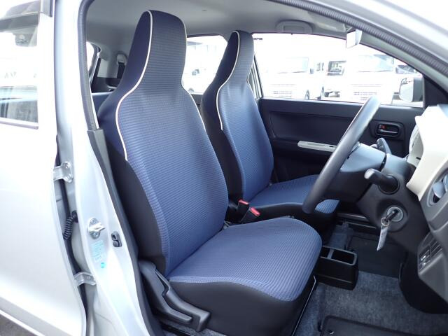 �t�����g�V�[�g����ԗǍD�ł���B�傫�ȉ�����Ȃ��A����S�n�������ł���B