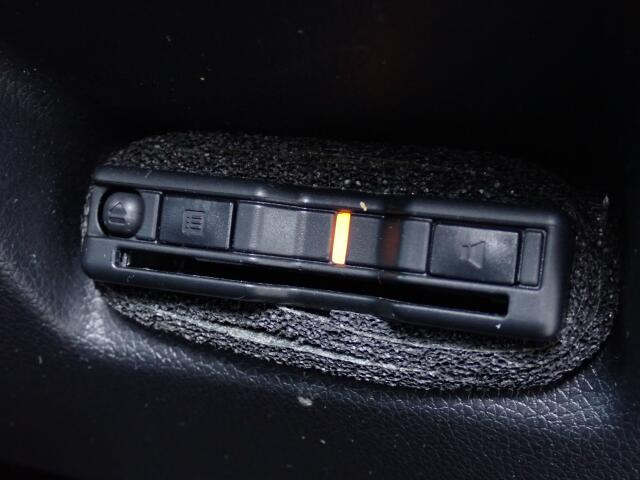 ETC�������Ă���܂��B�L�����H�̗������Œ�Ԃ��鎖�Ȃ��X���[�Y�ɒʉ߂ł��܂��B