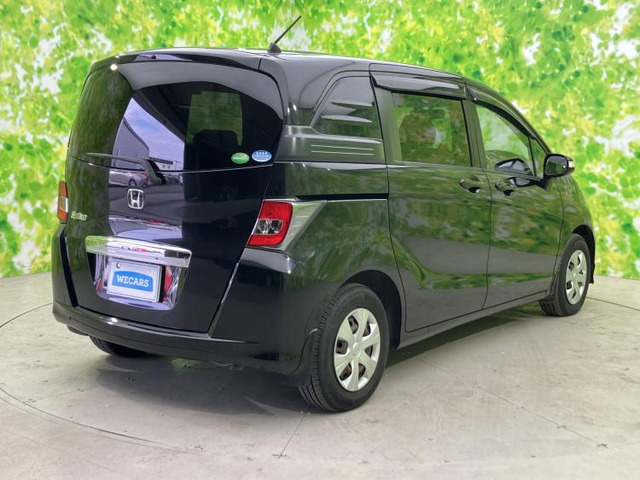 フリードスパイク1.5 G プレミアムエディション