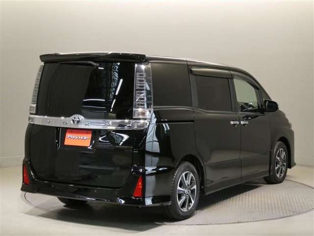 ヴォクシー2.0 ZS 煌III