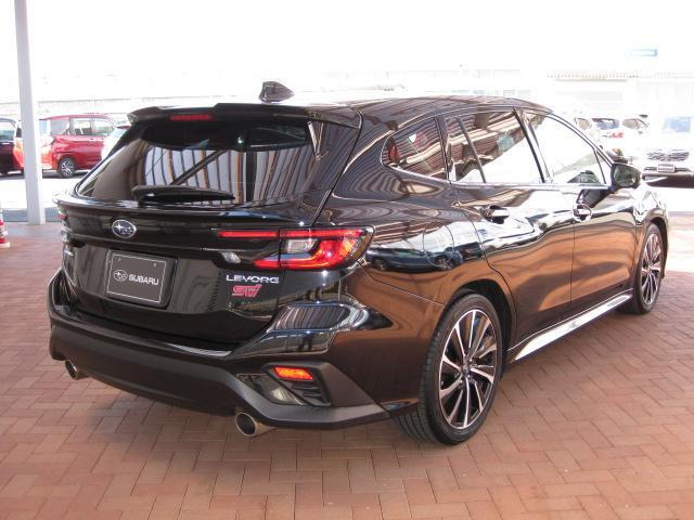 レヴォーグ1.8 STI スポーツ EX 4WD