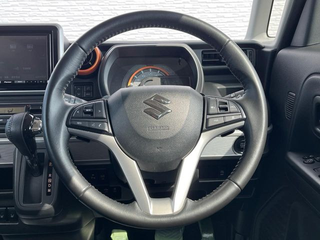 �y�����v�����X�e�A�����O�z�㎿�Ȋv���g�p���邱�ƂŁA��ɂ����������݂ƂĂ��^�]���₷���n���h���ł���