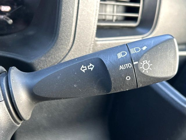 �y�I�[�g���C�g�z����̖��邳�ɉ����Ď����Ńw�b�h���C�g�̓_���E�������ł���@�\�ł�!���C�g�̕t���Y��E�����Y��Ȃǂ������Ȃ�A�J�̓���[���̑��s�����S!�g���l���ʉߎ����֗��ł��ˁ�