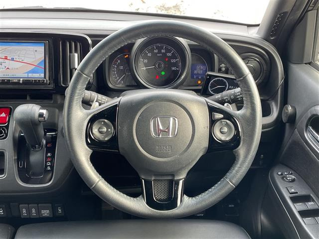 N-ONEプレミアム ツアラー 4WD