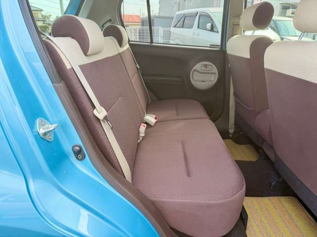 ���X�͍s�c�����R���̊��ˌ����_�̋߂��ɓX�܂��������܂��B���Ԃł��A�N�Z�X���₷���ꏊ�Ɍ�����܂��B�d�Ԃł��z���̍ۂ��Ŋ���JR���������w�܂ł��}���ɎQ��܂��B���C�y�ɂ��₢���킹������!