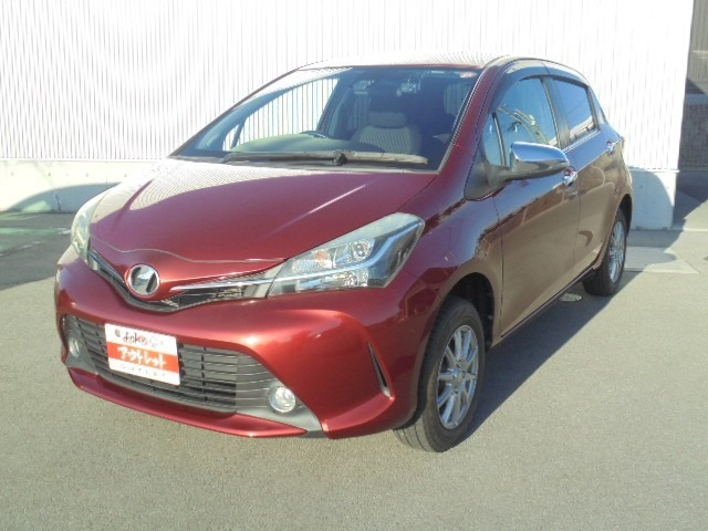 ヴィッツ1.3 ジュエラ 4WD