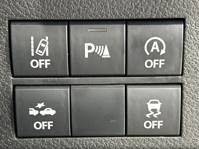 �y�Z�[�t�e�B�T�|�[�g�z���s���ɑO���̎ԗ�����F�����A�Փ˂������Ȏ��͌x��ƃu���[�L�ŏՓˉ���Ɣ�Q�y�����A�V�X�g�B�����S�Ƀh���C�u�����y���݂��������܂��B