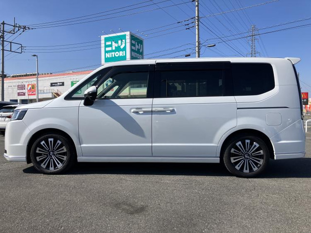 ステップワゴン2.0 e:HEV スパーダ プレミアムライン