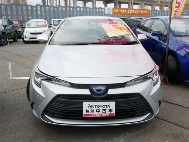 カローラツーリング1.8 ハイブリッド G E-Four 4WD