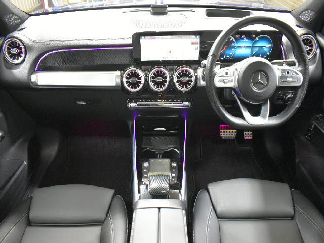 GLBGLB200d 4マチック AMGライン 4WD