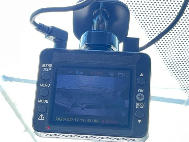 �y�h���C�u���R�[�_�[�z�h���C�u���R�[�_�[����!���s���͂������A������^�]�⎖�̂ɑ��������ہA�f���ŋL�^���A����̃��X�N�ɔ����܂��B���L�^�pSD�J�[�h�͂��q�l�����g�ł��������������K�v������܂��B