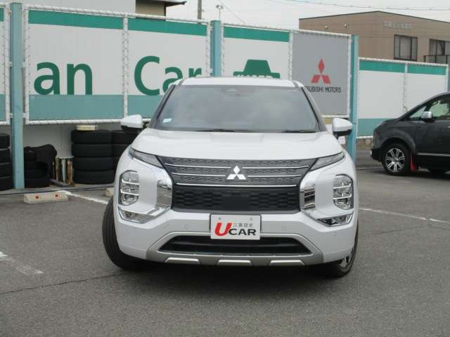 アウトランダーPHEV 2.4 P 4WD