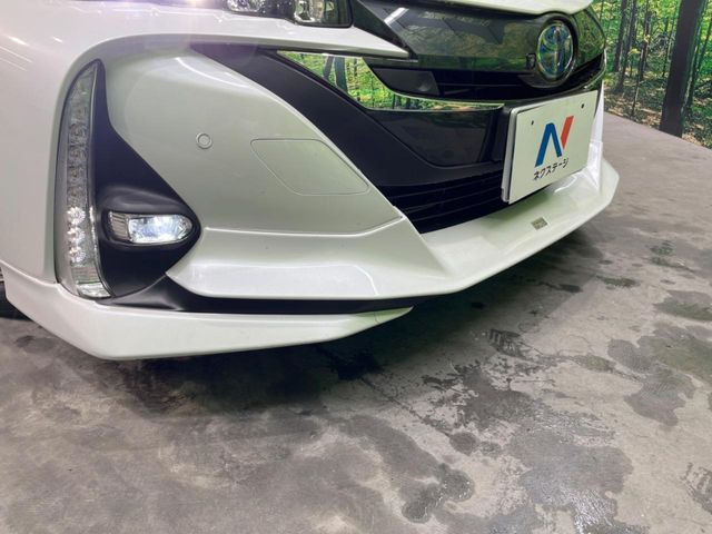 【TRDエアロ】人気のTRDエアロを装備!クルマの外観がよりスタイリッシュになり、街中で存在感あふれる1台に♪将来買い替える時にもリセールに影響しやすく、価値ある人気の装備です!