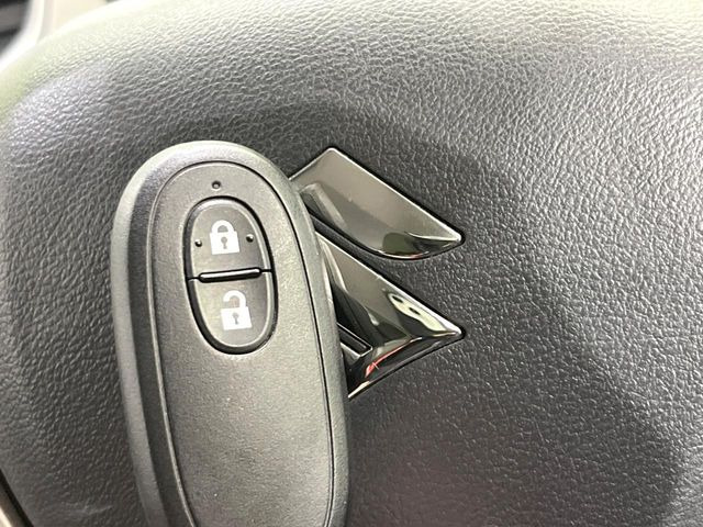 �y�L�[���X�X�^�[�g�V�X�e���z�J�o����|�P�b�g�ɓ��ꂽ�܂܂ł��h�A�̎{���E�������\�ȃX�}�[�g�L�[�𑕔��B�G���W���̃I���E�I�t�����J�M�����o���K�v����������Ƃ��Ă��֗��ł���