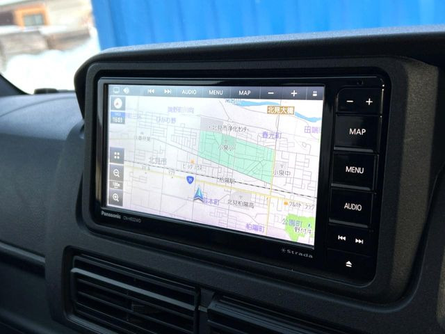 �y�i�r�Q�[�V�����z�g���₷���i�r�ŖړI�n�܂ł�������ē����Ă���܂��B�e��I�[�f�B�I�Đ��@�\���[�����Ă���A���Ԃ̉^�]������Ɋy�����Ȃ�܂�!!