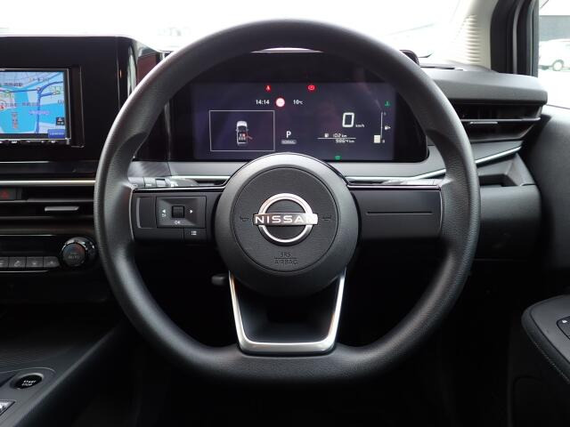 �I���b�N�X�F�蒆�ÎԂ͌��I�����㎿�Ȏ��q�݂̂����͂��v���܂��B�S�ԂɃv���̐E�l�ɂ��O�ꂵ�����O���̐��|�A�����グ�Ă���܂��B