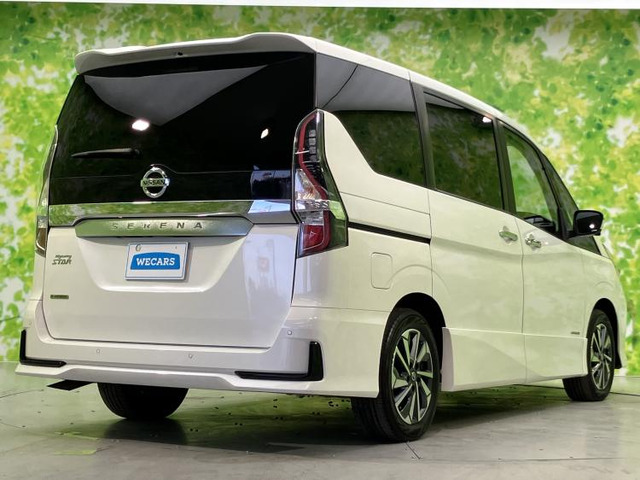 セレナ2.0 ハイウェイスターV