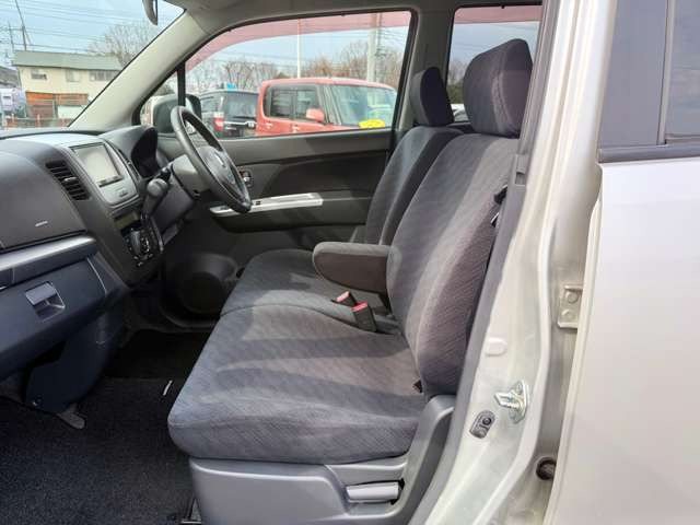 ���������ԑ����W�����ł�!���̋@��ɐ��񂲗��X������!