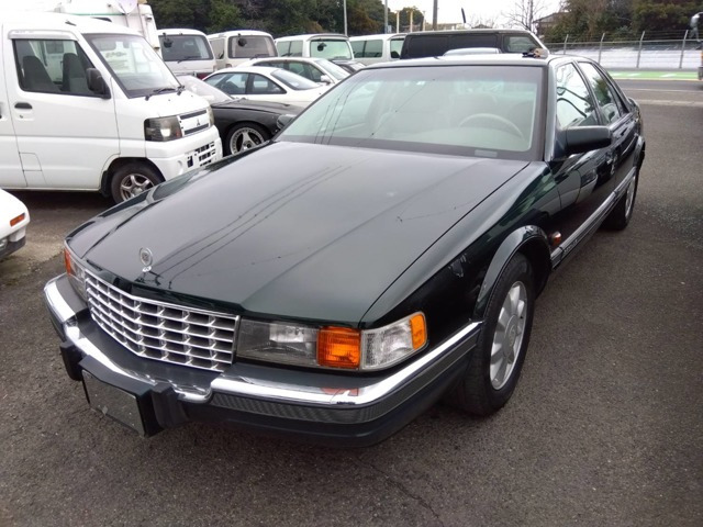 セビルラグジュアリーセダン