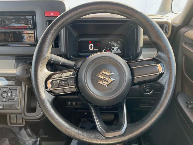 �y�X�e�A�����O�X�C�b�`�z�^�]���A�O������ڐ������炷���ƂȂ��A�I�[�f�B�I���̑��삪�\�ȕ֗��@�\!���S&���K�ȃh���C�u�����o���Ă���܂���