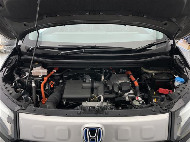 フリード1.5 e:HEV クロスター 4WD