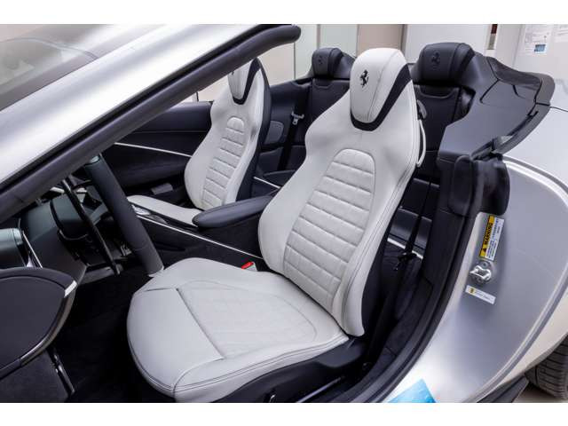 ローマスパイダーF1 DCT