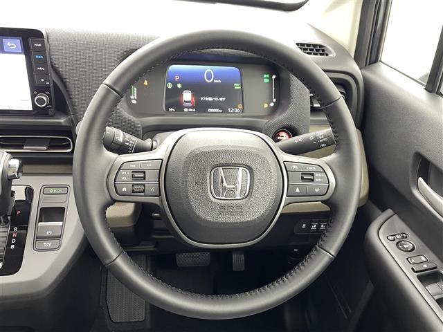 フリード1.5 e:HEV エアー EX