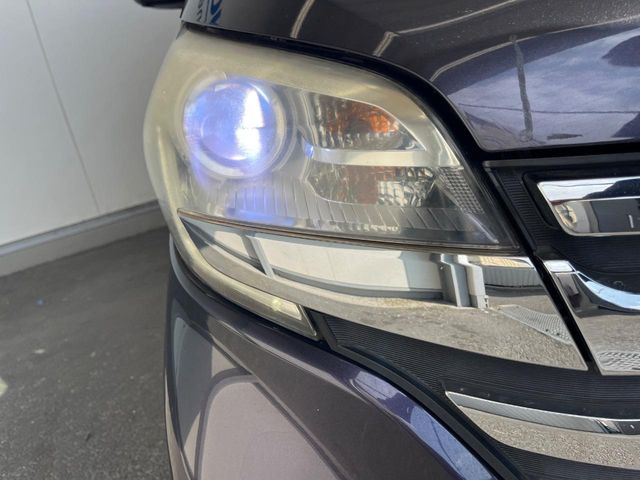 �yHID�w�b�h���C�g�z���ɖ��邭�O�����Ƃ炵�Ă����̂ŁA���V����Ԃ̑��s�������E�ǍD�ň��S���Ă���肢�������܂��B