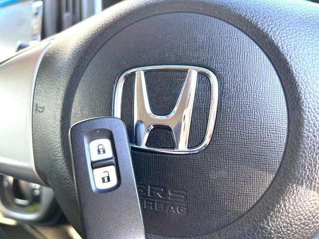 �y�X�}�[�g�L�[�z�J�o����|�P�b�g�ɓ��ꂽ�܂܂ł��h�A�̎{���E�������\�ȃX�}�[�g�L�[�𑕔��B�G���W���̃I���E�I�t�����J�M�����o���K�v����������Ƃ��Ă��֗��ł���