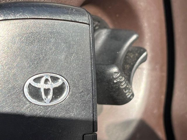 �y�X�}�[�g�L�[�z�J�o����|�P�b�g�ɓ��ꂽ�܂܂ł��h�A�̎{���E�������\�ȃX�}�[�g�L�[�𑕔��B�G���W���̃I���E�I�t�����J�M�����o���K�v����������Ƃ��Ă��֗��ł���