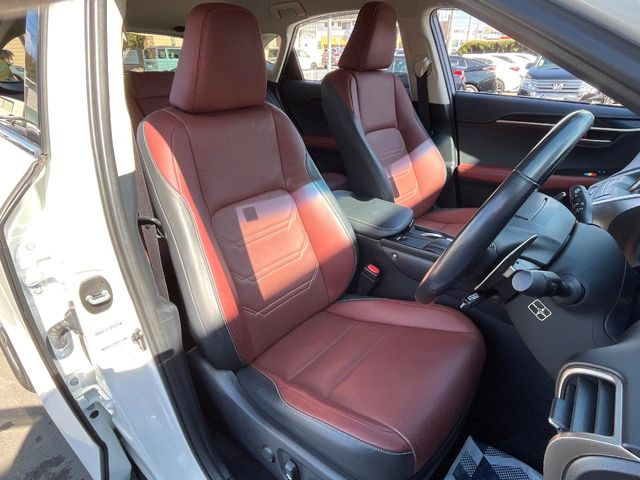 �^�]�ȃV�[�g���͎g�p�������Ȃ��A�ǍD�ȏ�ԂƂȂ��Ă��܂��B���J�Ɏg���Ă������Ƃ��悭�킩��܂��ˁB