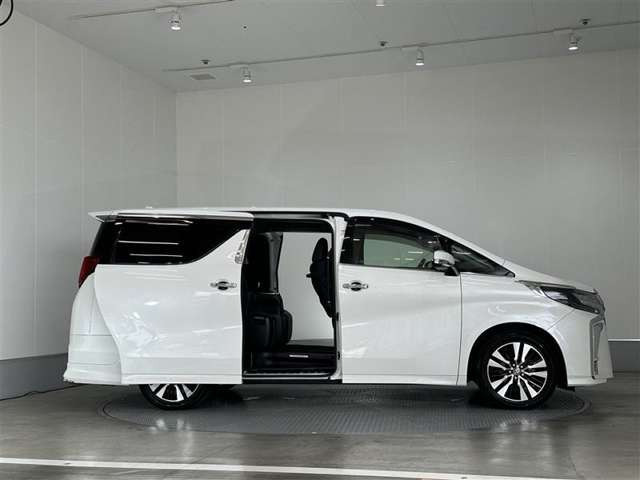 アルファード2.5 S Cパッケージ 4WD