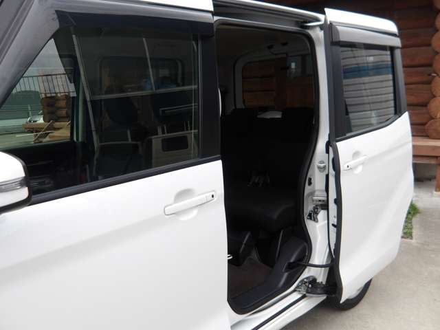 �Б��p���[�X���C�h�h�A�����ɋ������ԏ��肪�ǂ����Ă���Ƃ��ɕ֗��ł�!!�N�z�̕����炨�q�l�܂ŏ��~�肪�X���[�Y�ɍs���܂��B